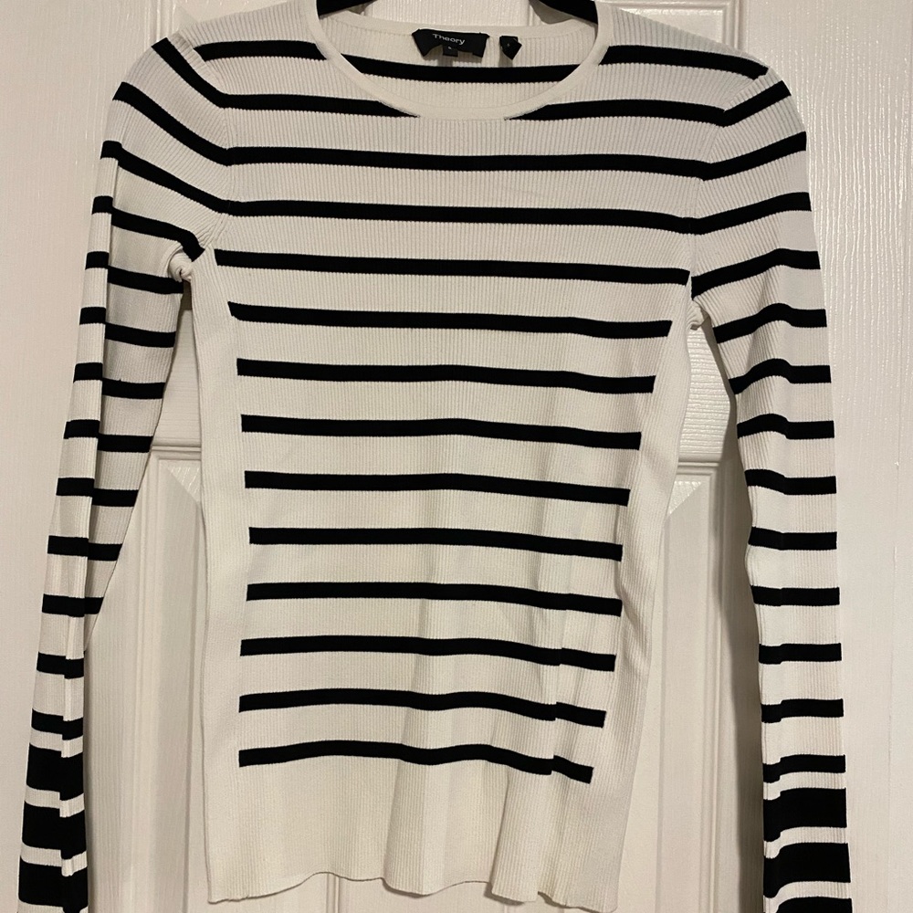 THEORY Black and White Longsleeve